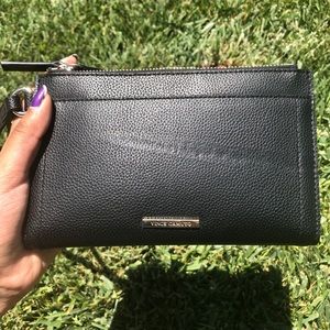 VINCE CAMUTO WALLET